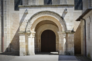 12-norte-dame-la-grande_poitiers.jpg