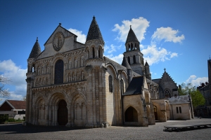 17-norte-dame-la-grande_poitiers.jpg