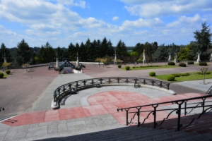 Nazwa pliku=26_basilique_sainte-therese_lisieux.jpg
Wielkość pliku=285KiB
Rozmiar=780x520
Data dodania= 25, Kwiecień 2017 26_basilique_sainte-therese_lisieux.jpg