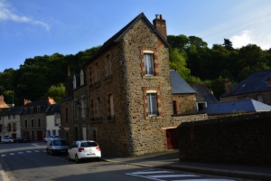 43_fougeres_france.jpg