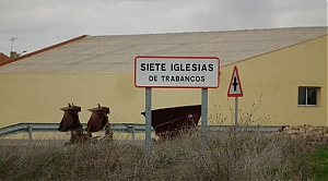 001_Siete-Iglesias_Espana.jpg