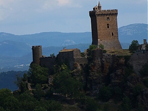003_polignac.jpg