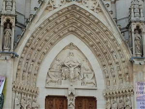 Nazwa pliku=012_Basilique_s_Eprve.jpg
Wielkość pliku=340KiB
Rozmiar=780x585
Data dodania= 22, Czerwiec 2013 012_Basilique_s_Eprve.jpg