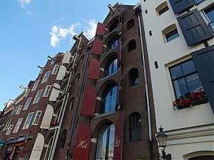 Nazwa pliku=026_Amsterdam_15_07~0.jpg
Wielkość pliku=413KiB
Rozmiar=780x585
Data dodania= 15, Sierpień 2012 026_Amsterdam_15_07~0.jpg