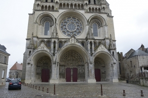 Nazwa pliku=031_cathedrale_norte_dame-laon.jpg
Wielkość pliku=304KiB
Rozmiar=780x520
Data dodania= 21, Listopad 2015 031_cathedrale_norte_dame-laon.jpg