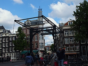 057_Amsterdam_15_07~0.jpg