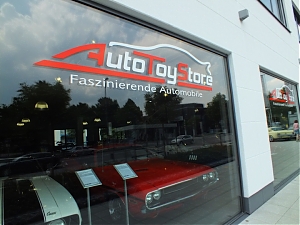 119-Monachium_auto_store.jpg