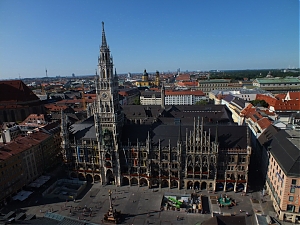 Nazwa pliku=247_Munich_town.jpg
Wielkość pliku=339KiB
Rozmiar=780x585
Data dodania= 31, Lipiec 2013 247_Munich_town.jpg