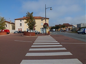 Nazwa pliku=97_Pouilly-Sous-Charlie.jpg
Wielkość pliku=323KiB
Rozmiar=780x585
Data dodania= 15, Wrzesień 2012 97_Pouilly-Sous-Charlie.jpg