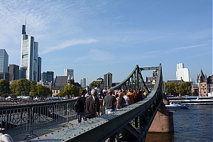 Nazwa pliku=frankfurt_nad_menem_083.jpg
Wielkość pliku=333KiB
Rozmiar=780x520
Data dodania= 04, Październik 2015 frankfurt_nad_menem_083.jpg